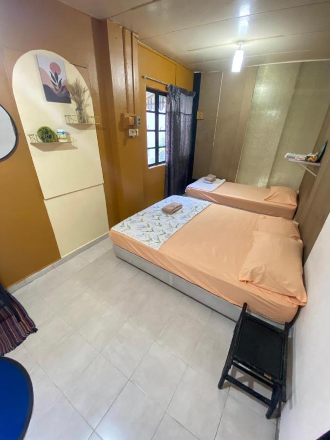 Pesona Backpackers Inn Кота-Бару Экстерьер фото